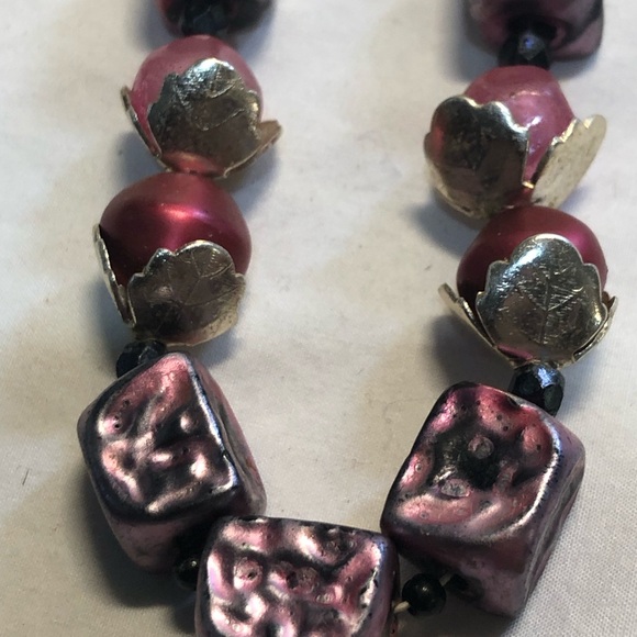 Vintage Costume Jewelry Necklace with Matching Clip on Earrings Pink/Purple - Picture 10 of 13